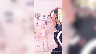 Belle Delphine   21 06 2020 Spin the Wheel (19)