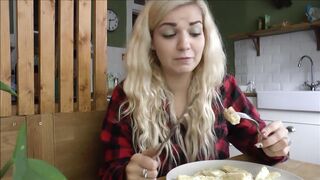 Bad Dolly - Eating A Huge Omelette And Farting