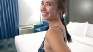 BrandiBraids - Irresistible Young Redhead Seduces Her Masseuse
